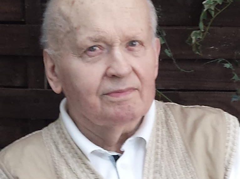 Olaf Thon überrascht Jupp Schroer zum 93. Geburtstag